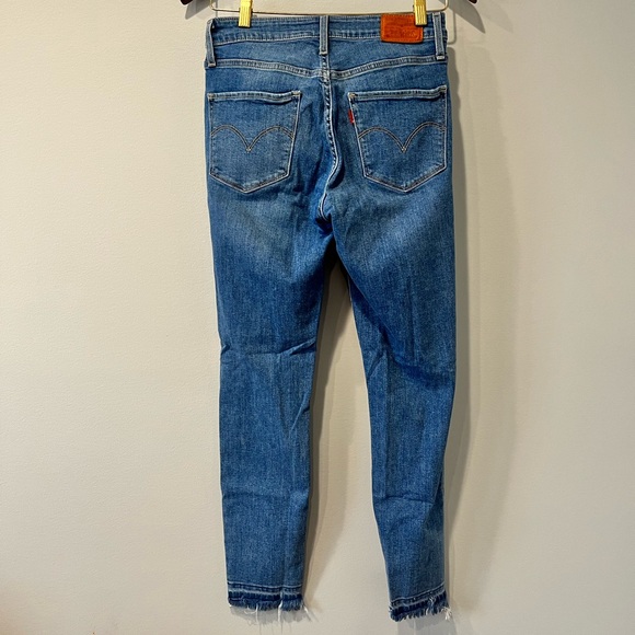 Levi’s High-Waist Distressed Skinny Jeans, size 27 - Picture 5 of 6
